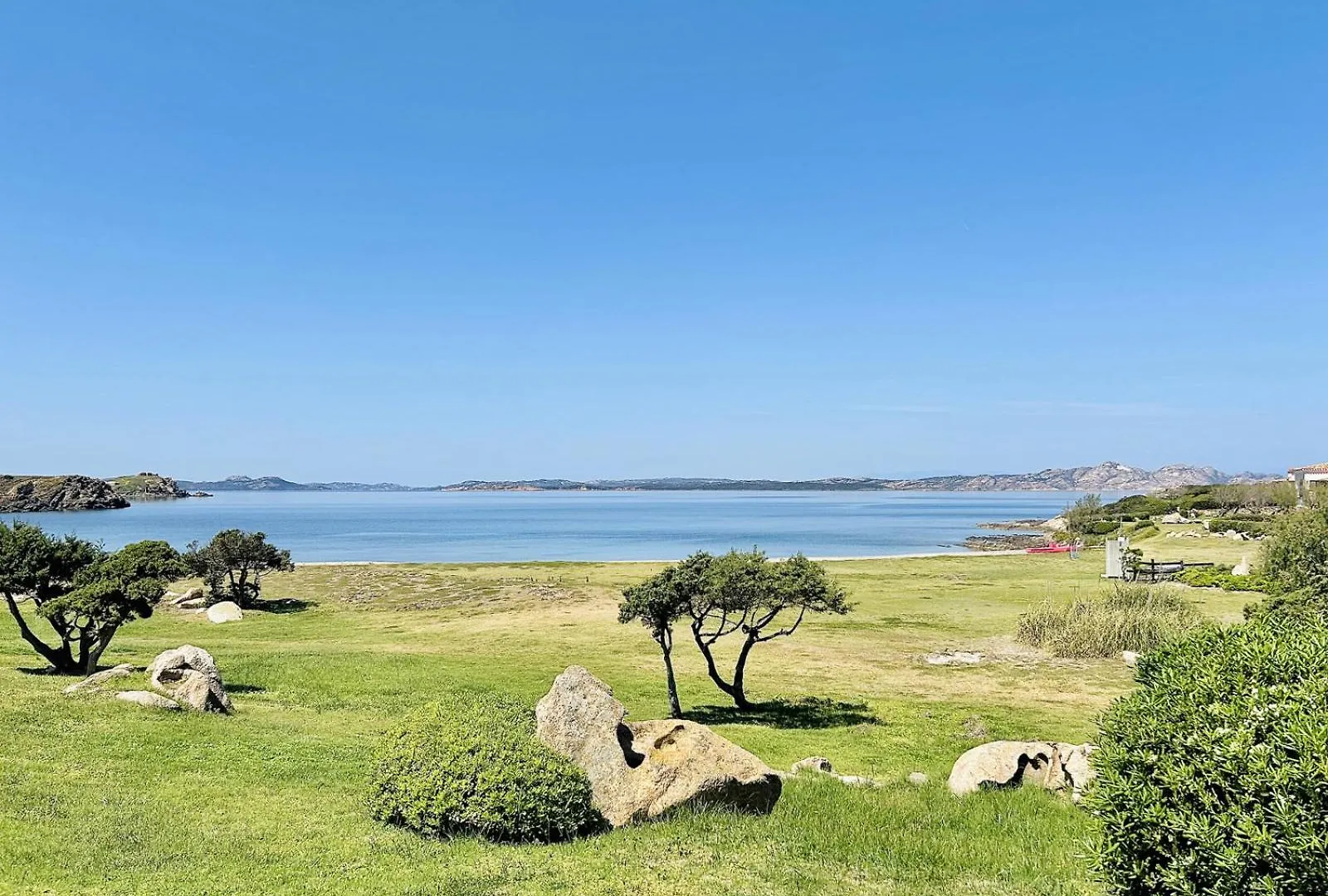 Residence Con Spiaggia Privata Lettini E Ombrelloni Gratuiti Porto Cervo 0*,  Italien