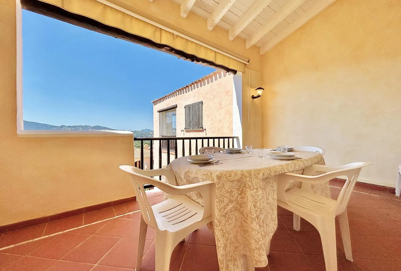 Residence Con Spiaggia Privata Lettini E Ombrelloni Gratuiti Porto Cervo