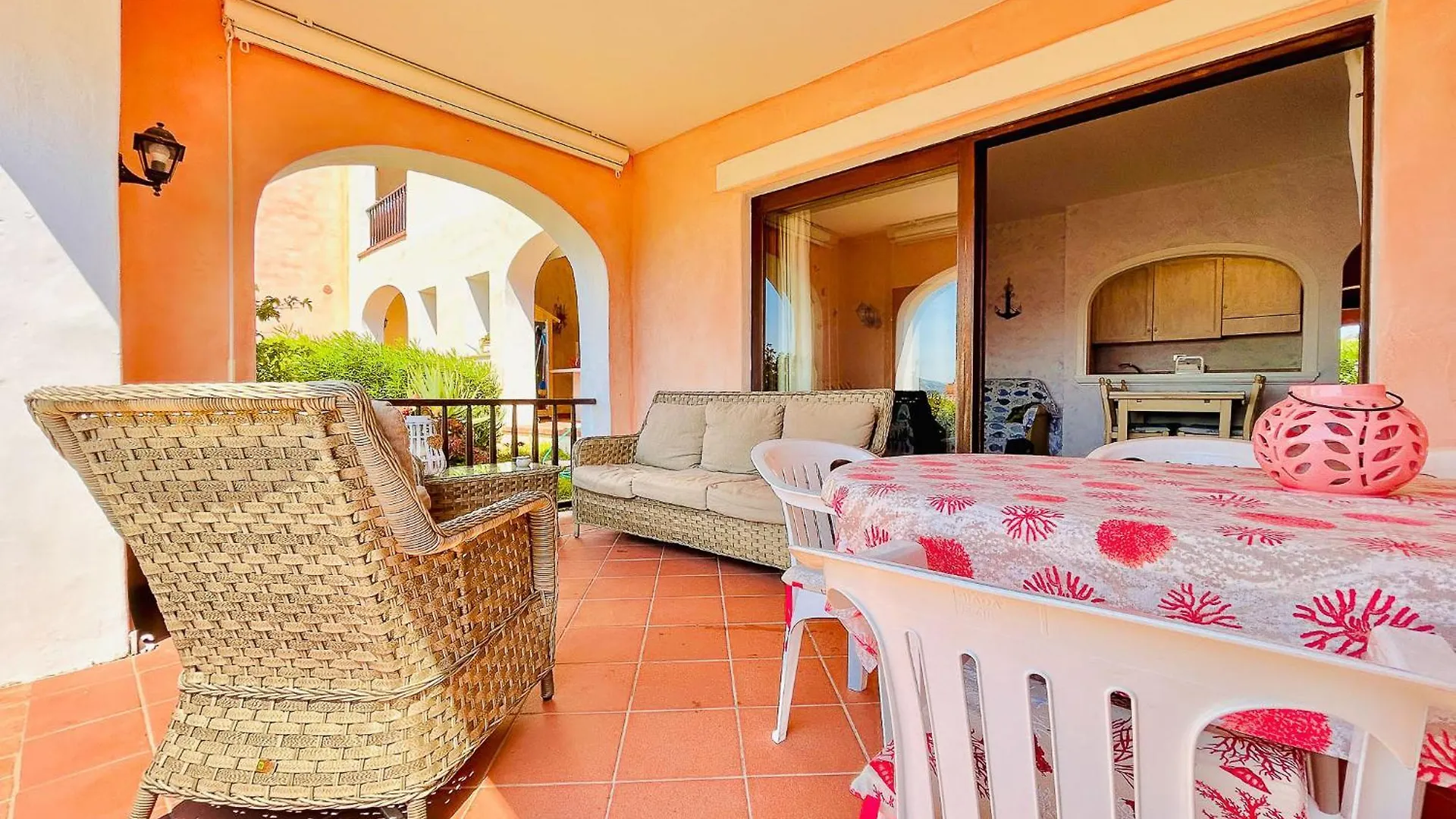 Residence Con Spiaggia Privata Lettini E Ombrelloni Gratuiti Porto Cervo
