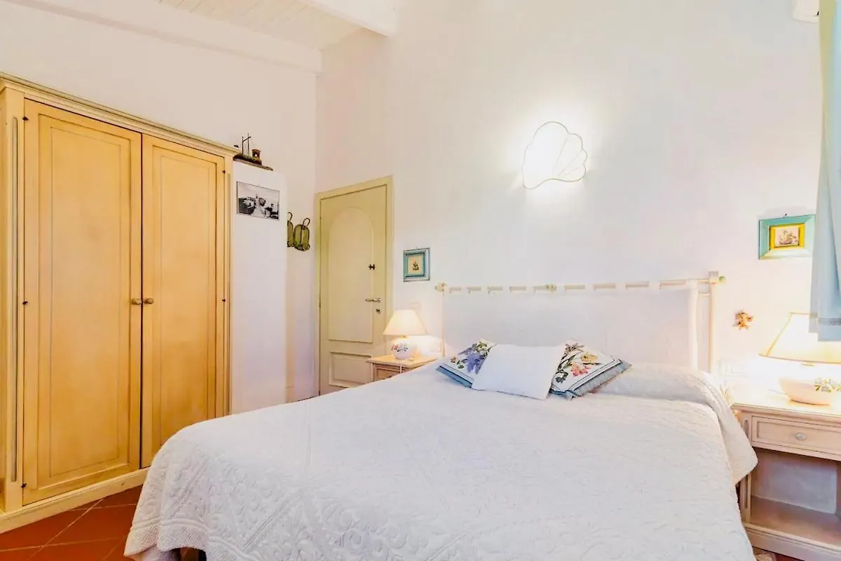 Residence Con Spiaggia Privata Lettini E Ombrelloni Gratuiti Porto Cervo